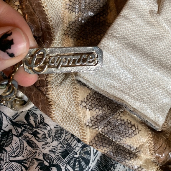 Vintage Caprice Shoulder Bag - Picture 7 of 12